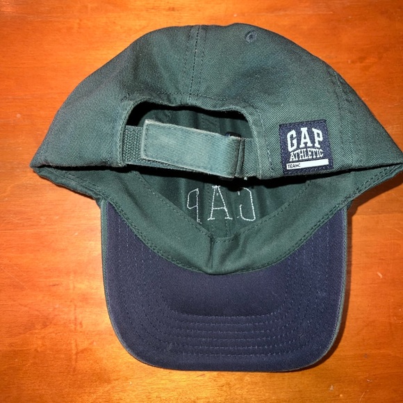 GAP children’s baseball hat - Picture 3 of 3